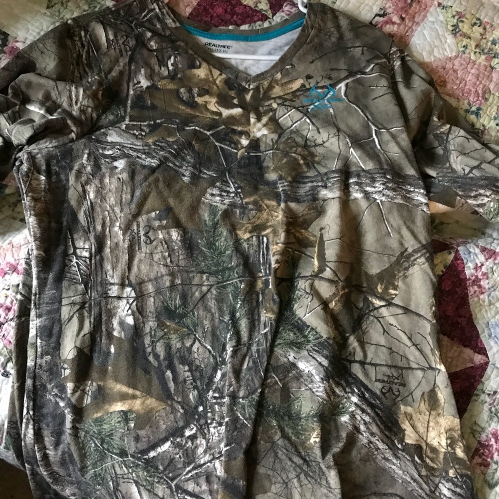 Realtree camo shirt